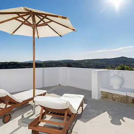 Theofilos Hotell 4*